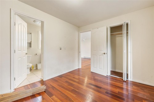 70 Hampton Rd, Saanich, BC 