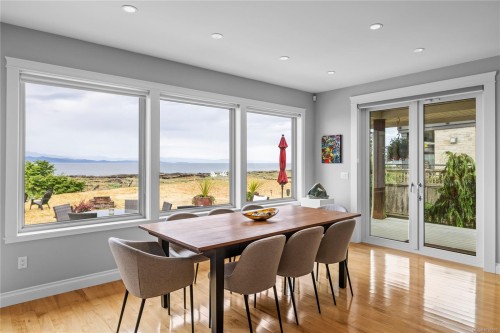 959 Mcfeely Dr, Qualicum Beach, BC 