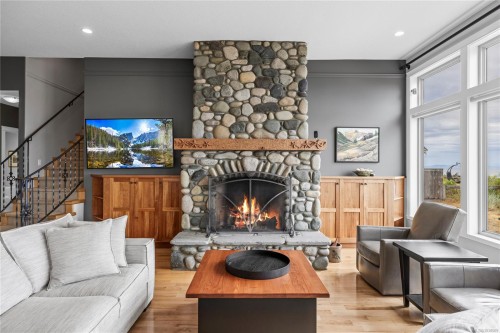 959 Mcfeely Dr, Qualicum Beach, BC 