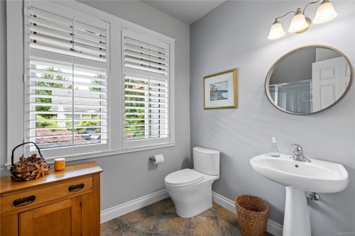 959 Mcfeely Dr, Qualicum Beach, BC 