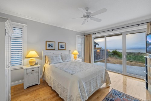 959 Mcfeely Dr, Qualicum Beach, BC 