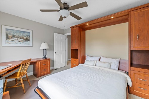 959 Mcfeely Dr, Qualicum Beach, BC 