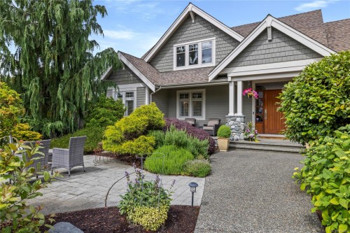 959 Mcfeely Dr, Qualicum Beach, BC 