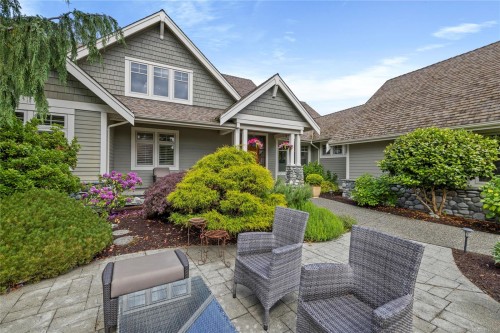 959 Mcfeely Dr, Qualicum Beach, BC 