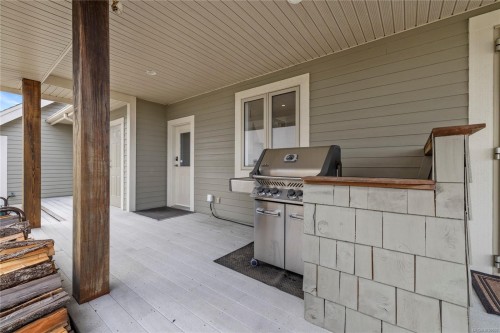 959 Mcfeely Dr, Qualicum Beach, BC 
