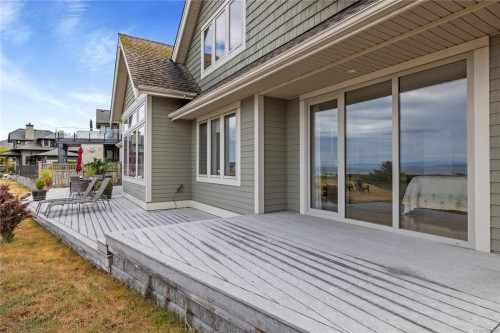 959 Mcfeely Dr, Qualicum Beach, BC 