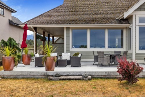 959 Mcfeely Dr, Qualicum Beach, BC 