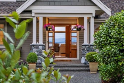 959 Mcfeely Dr, Qualicum Beach, BC 