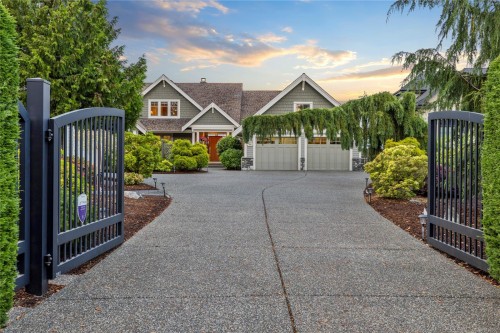 959 Mcfeely Dr, Qualicum Beach, BC 