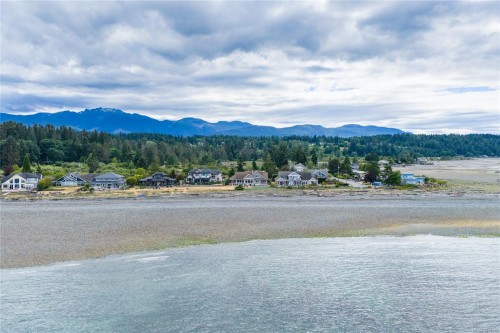 959 Mcfeely Dr, Qualicum Beach, BC 