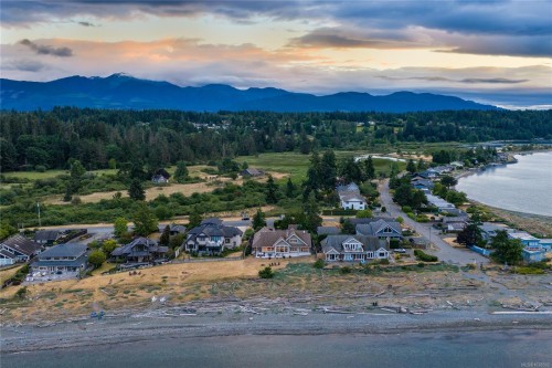 959 Mcfeely Dr, Qualicum Beach, BC 