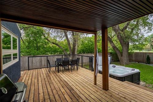 804 Holly Ave, Winnipeg, MB 