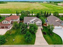 14 Linden Lake DR Oakbank, MB R5N 0M5