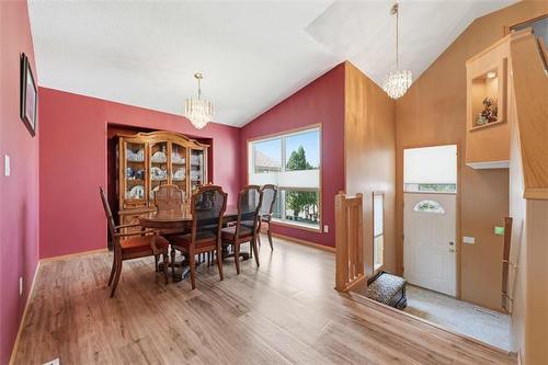 52 Wildfire Dr, Winnipeg, MB 