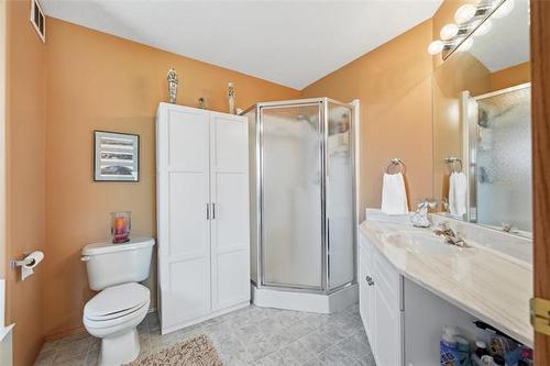 52 Wildfire Dr, Winnipeg, MB 