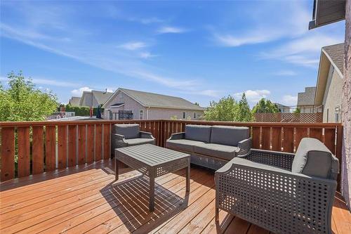 52 Wildfire Dr, Winnipeg, MB 