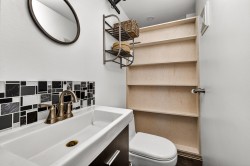 Powder room - 