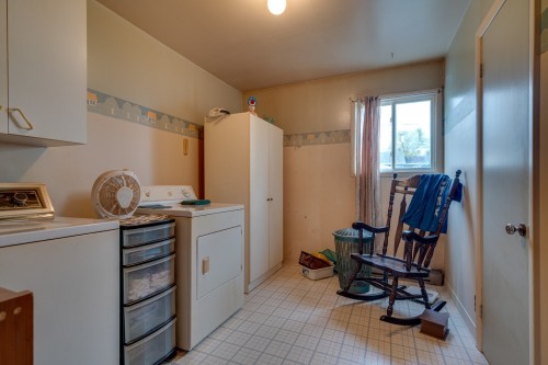 Salle de lavage - 332 Av. De Gaspé E., Saint-Jean-Port-Joli, QC 