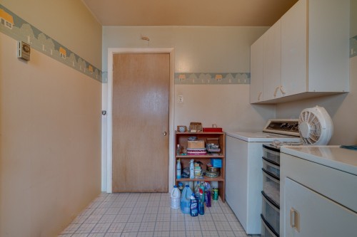Salle de lavage - 332 Av. De Gaspé E., Saint-Jean-Port-Joli, QC 