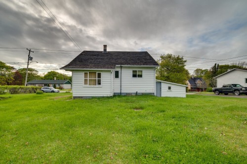 Face arrière - 332 Av. De Gaspé E., Saint-Jean-Port-Joli, QC 