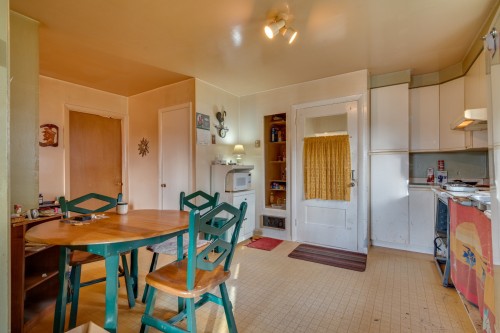 Salle à manger - 332 Av. De Gaspé E., Saint-Jean-Port-Joli, QC 