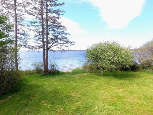 2195 Highway 3, Barrington, NS 