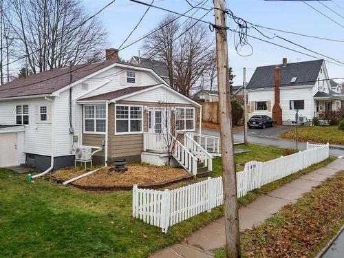 140 Maple Avenue, New Glasgow, NS 