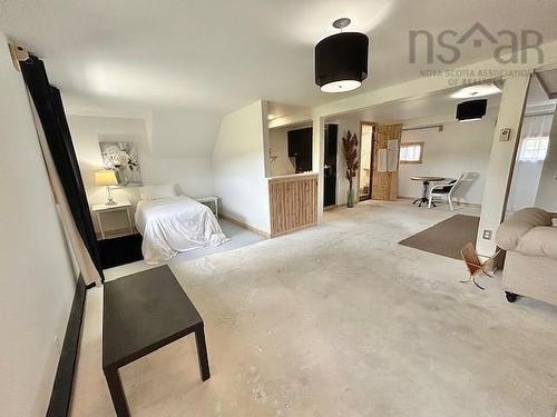 7729 Highway 321, Roslin, NS - Indoor