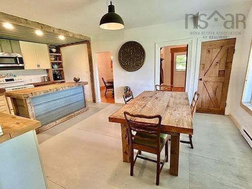 7729 Highway 321, Roslin, NS - Indoor