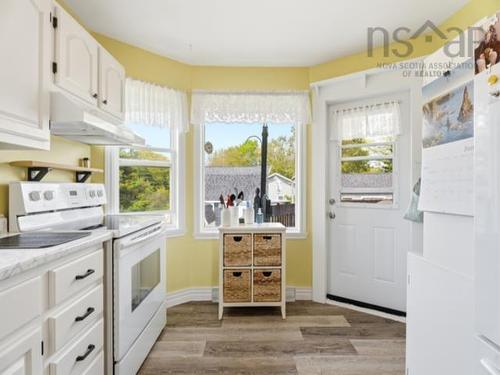 124 Herbert Street, Yarmouth, NS 