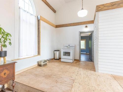 10563 Highway 2, Mapleton, NS 