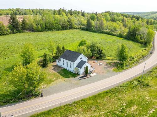10563 Highway 2, Mapleton, NS 
