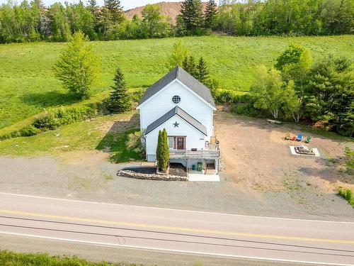 10563 Highway 2, Mapleton, NS 