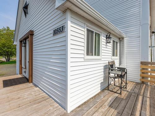10563 Highway 2, Mapleton, NS 
