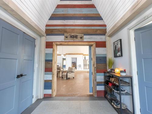 10563 Highway 2, Mapleton, NS 
