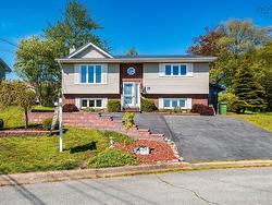 10 Covey Court Cole Harbour, NS B2V 2R6