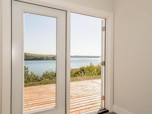 41 Colonial Arms Drive, Deep Brook, NS 