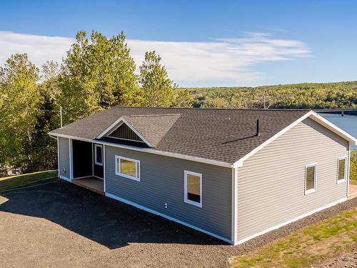 41 Colonial Arms Drive, Deep Brook, NS 