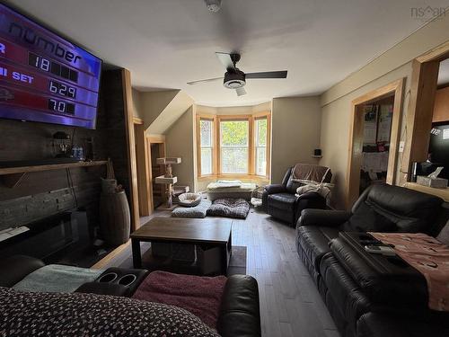22 Forest Street, Milton, NS 