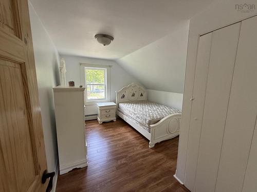 22 Forest Street, Milton, NS 