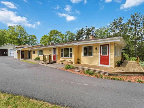 34 Palmer Lake Drive  Windsor Forks, NS B0N 2T0