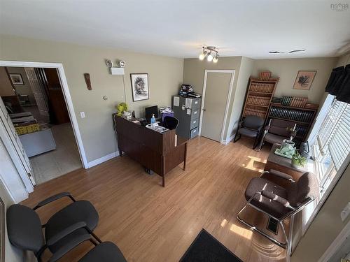 736 Highway 2, Elmsdale, NS 