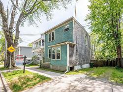 6186 Lawrence Street  Halifax Peninsula, NS B3L 1J6