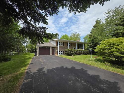 7 Crestview Drive, Charlottetown, PE 
