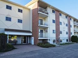 210 725 James Street S Thunder Aby, ON P7E 6N3