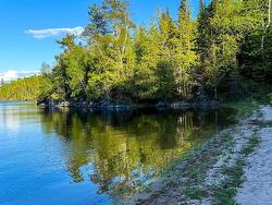 11 E Hay Island EASTS Of Kenora, ON P0X 1H0