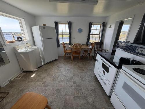 88 Pellerin Road, Larry'S River, NS 