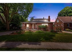 138 ELIZABETH Street Chatham, ON N7L 2Y4