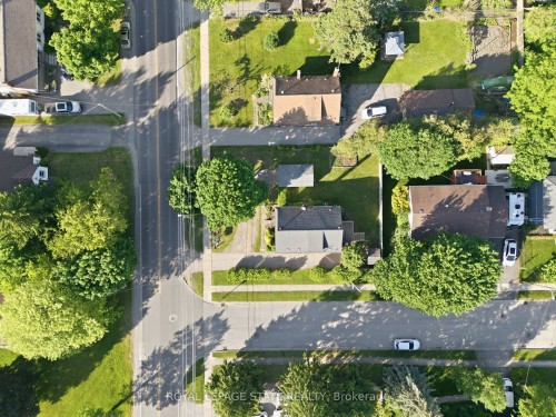 352 Parkside Drive, Hamilton, ON 