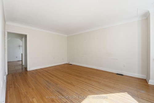 352 Parkside Drive, Hamilton, ON 